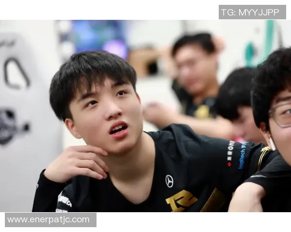 赛后复盘RNG与BLG对决的关键经验与战术分析 赛后复盘RNG与BLG对决的关键经验与战术分析